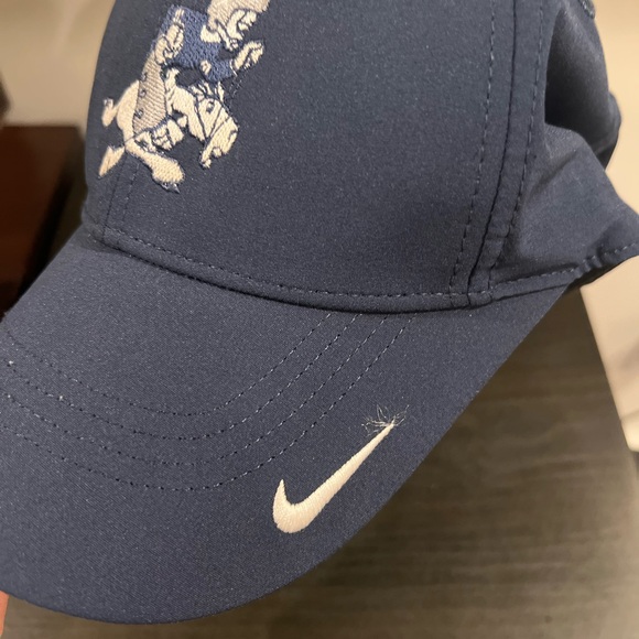 Nike Navy Blue Embroidered Cap - Picture 2 of 5